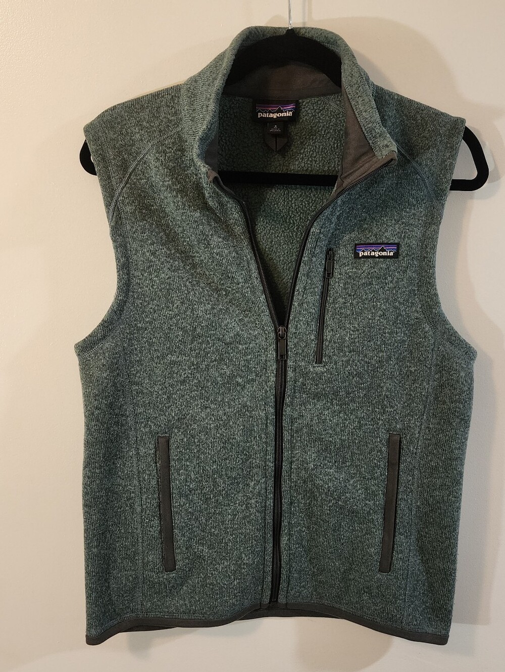 Patagonia Heathered Sage Green Fleece Vest - Womans